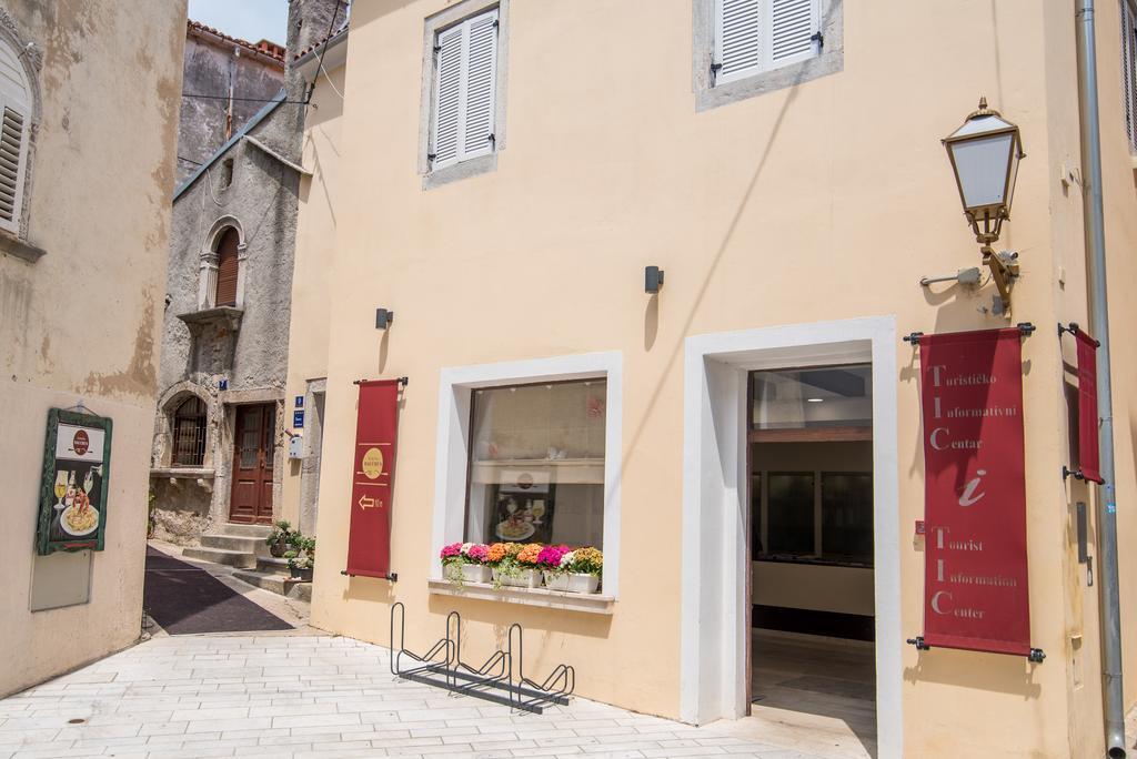 Apartman Marinko Krk Town Exteriér fotografie